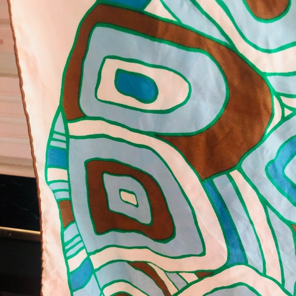 Vintage 70s Christian Dior Turtle print scarf - Picture 10 of 11